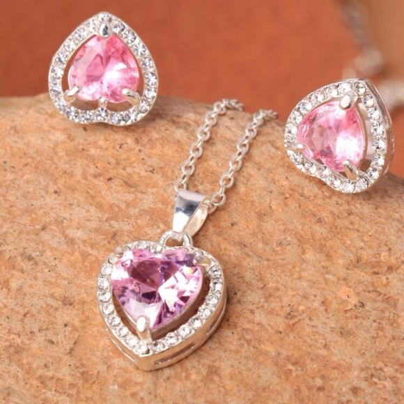 Pink Cubic Zirconia Heart 3 Piece Jewelry Set Pendant Silver Necklace Earrings - Picture 5 of 14